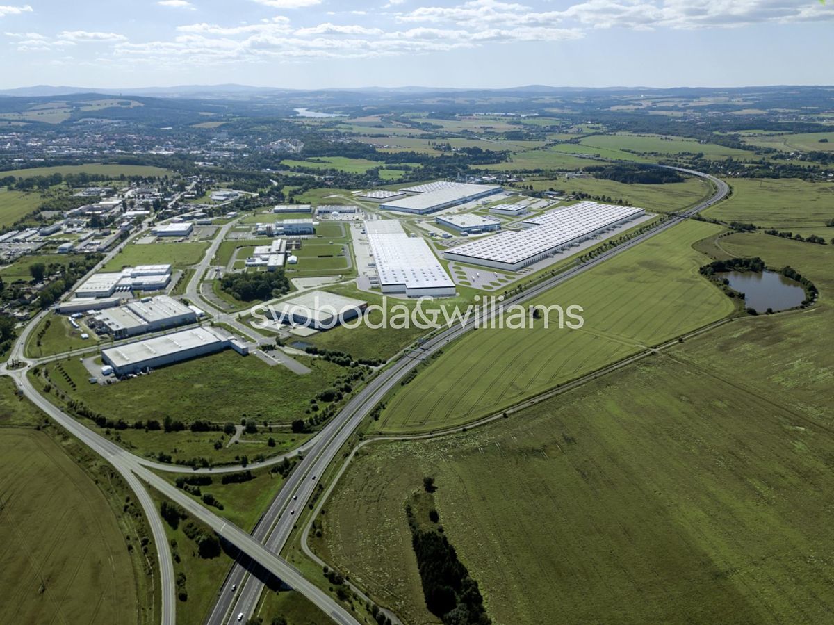 Pronájem výrobní haly, prostoru 13383 m²