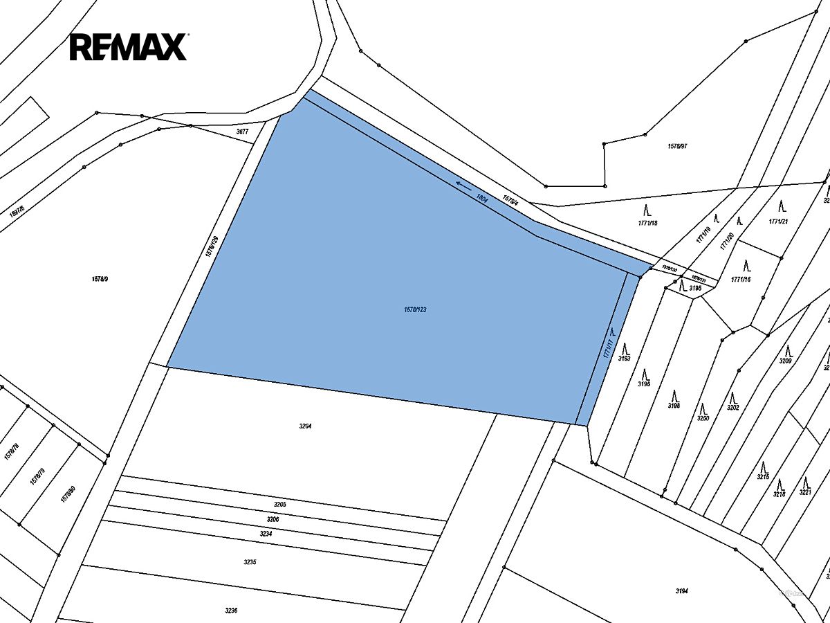 Prodej stavebního pozemku 12306 m² – fotografie 3