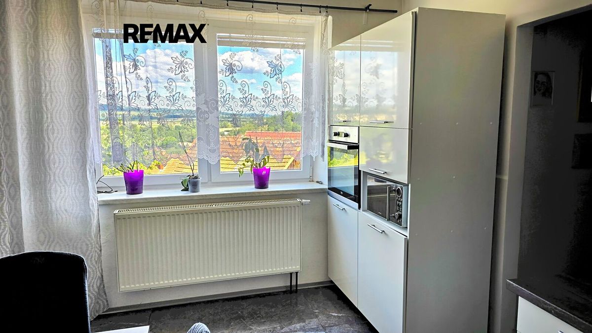 Prodej rodinného domu 120 m², pozemek 818 m² – fotografie 5