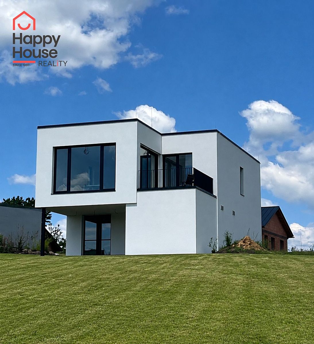 Prodej rodinného domu 211 m², pozemek 942 m²