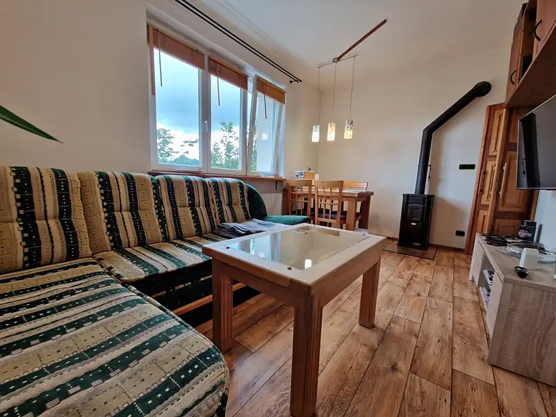 Prodej bytu 3+1 66 m², Trutnov – náhled fotky 1