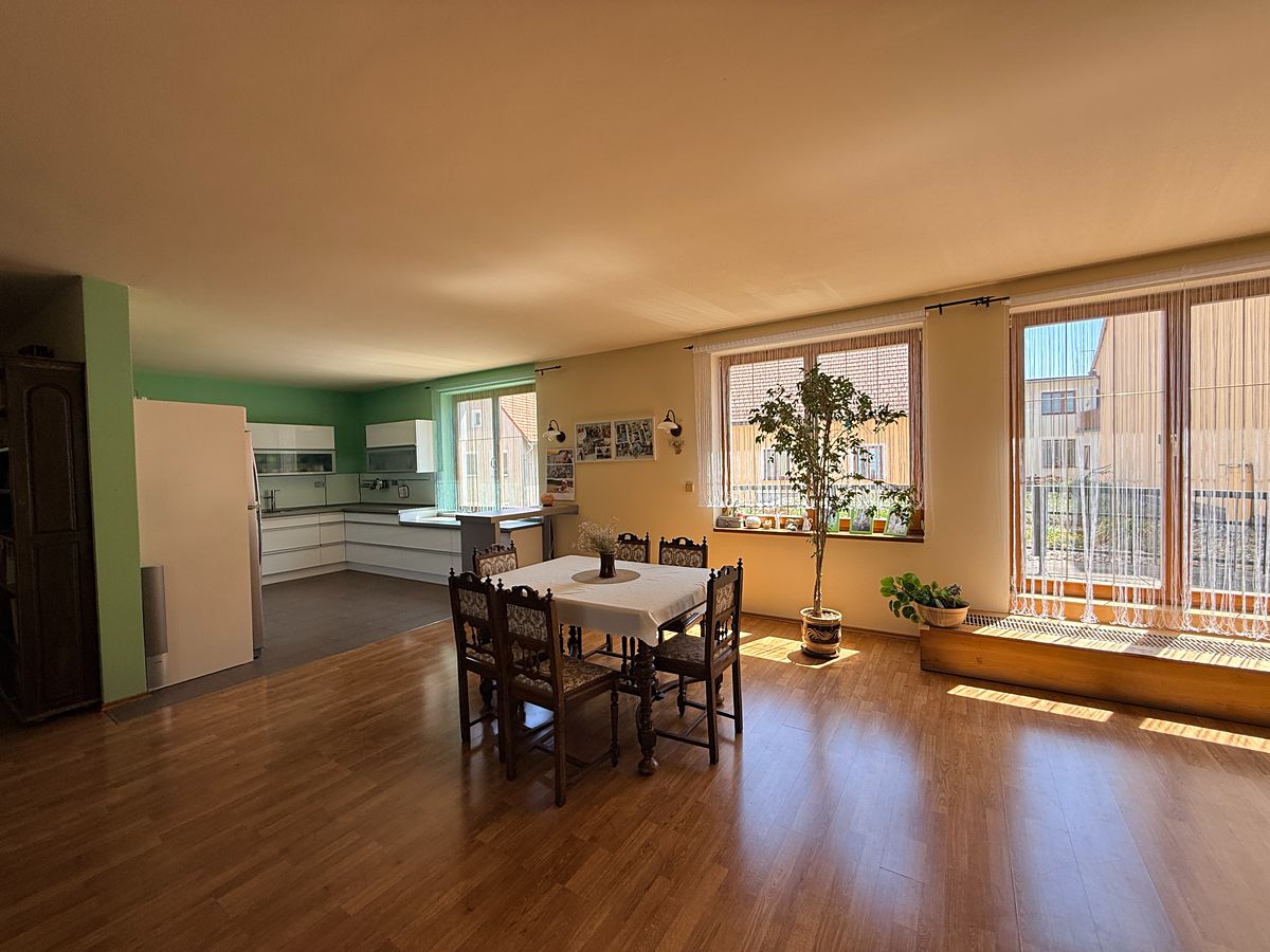 Prodej rodinného domu 507 m², pozemek 751 m² – fotografie 5