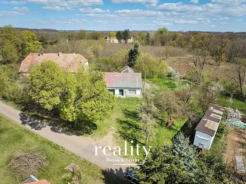 Prodej stavebního pozemku 1328 m², Šanov – náhled fotky 1