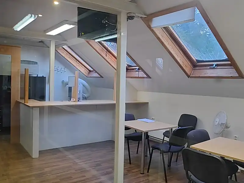 Pronájem obchodního prostoru 31 m², Průhonice – náhled fotky 2