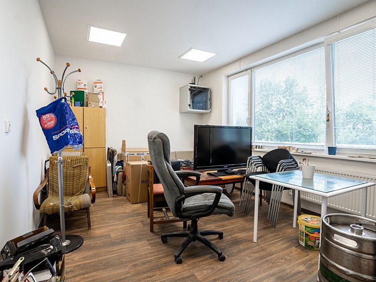 Комерційне приміщення на продаж, 1 650 м² (8 з 24)