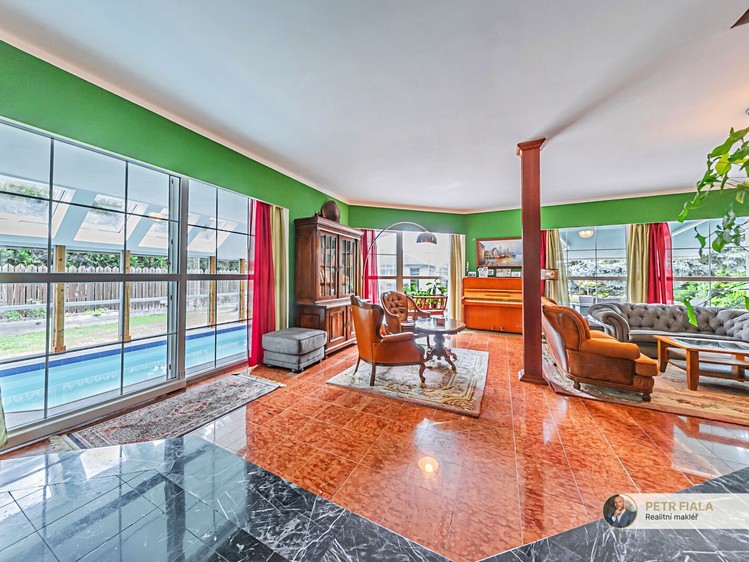 Будинок на продаж, 305 м² (13 з 33)