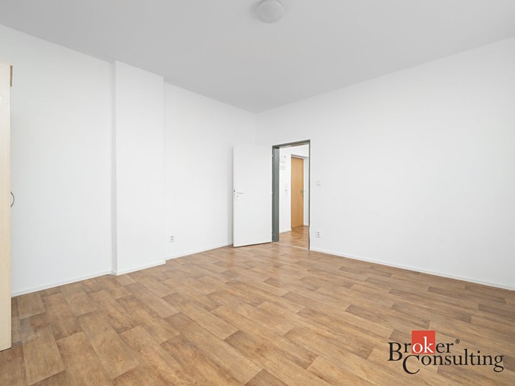 Prodej bytu 3+kk, 86 m² (1 z 13)