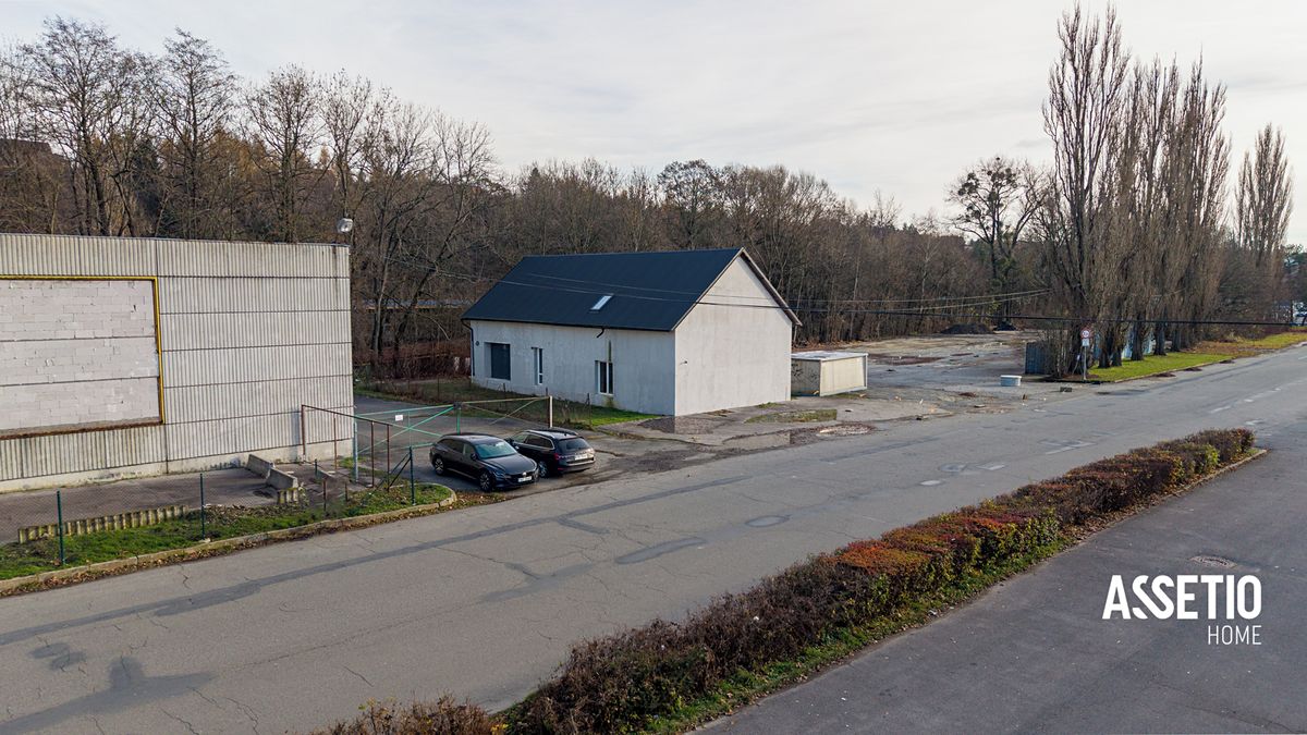 Prodej rodinného domu 245 m², pozemek 482 m² – fotografie 2