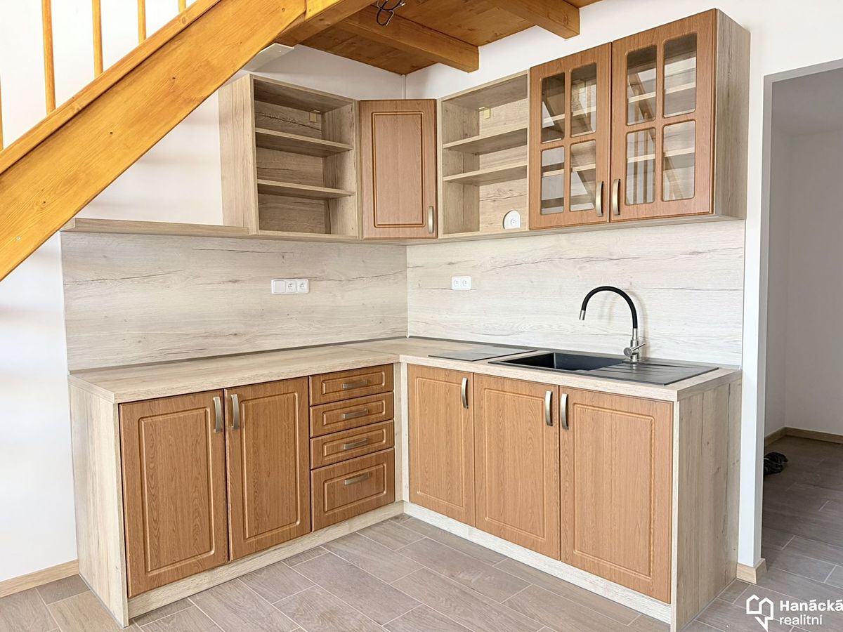 Pronájem bytu 2+kk 50 m²