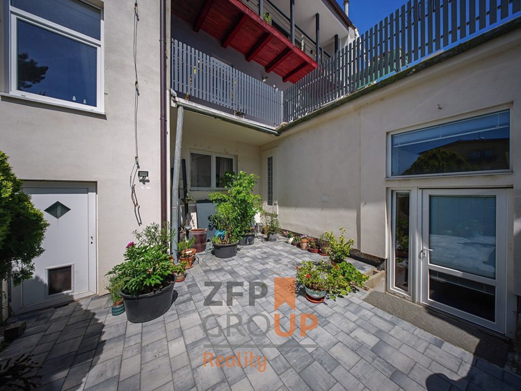 Prodej komerčního prostoru, 417 m² (30 z 44)