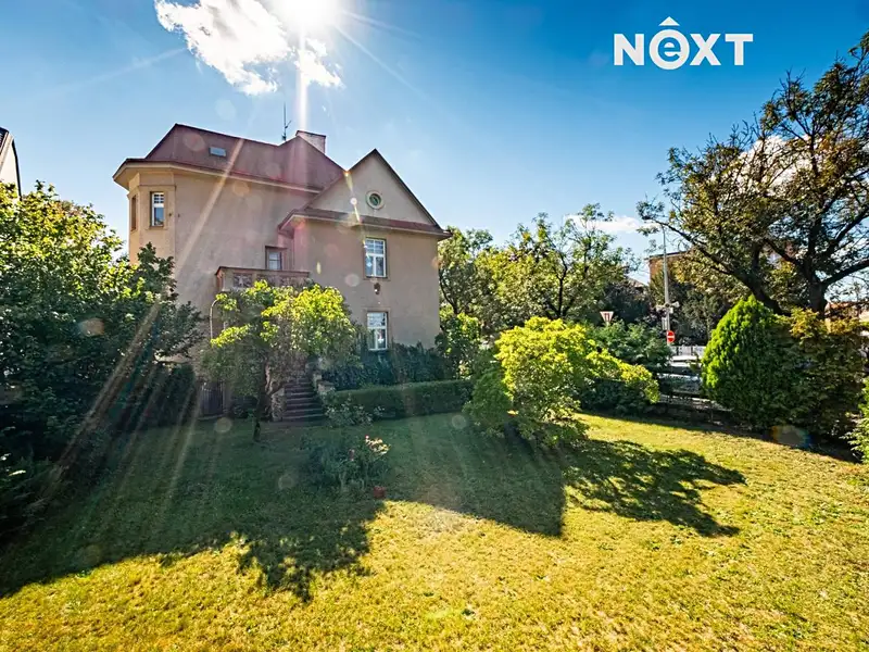 Prodej vily 350 m², pozemek 1115 m², Pardubice – náhled fotky 1