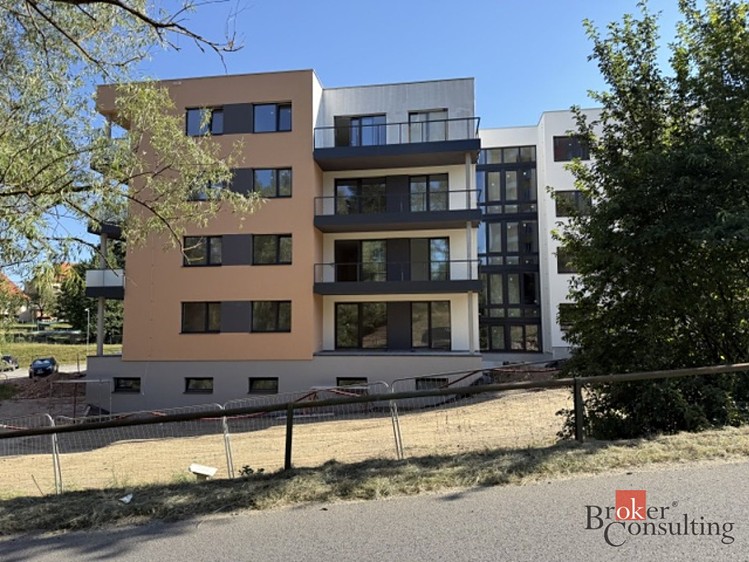 Квартира 1+kk на продаж, 33 м² (10 з 11)
