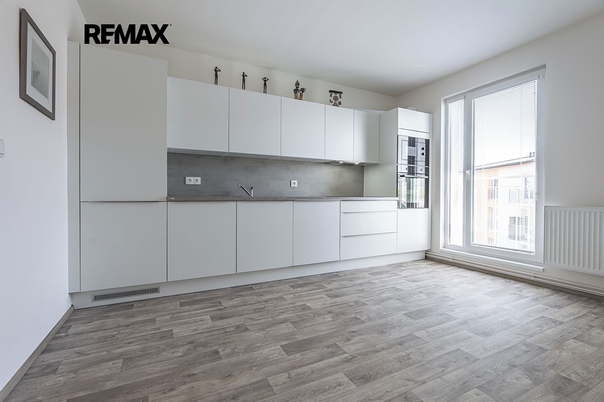 Pronájem bytu 2+kk 38 m²