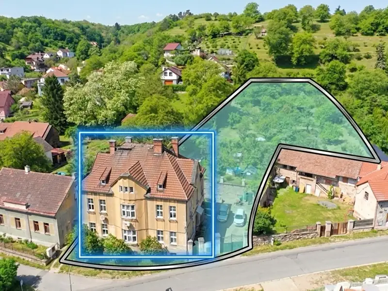 Prodej rodinného domu 449 m², pozemek 2593 m², Libčice nad Vltavou – náhled fotky 1