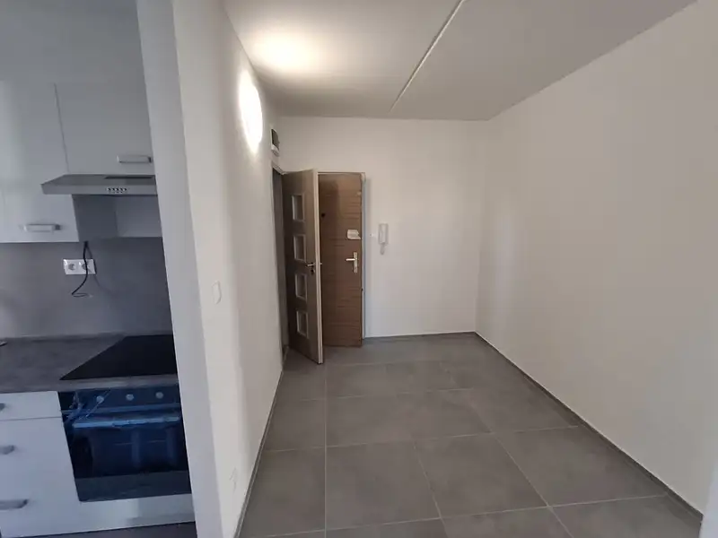 Prodej bytu 3+1 61 m², Cheb – náhled fotky 3