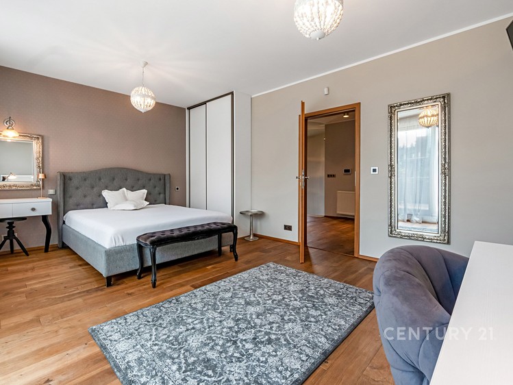 Будинок на продаж, 298 м² (43 з 58)