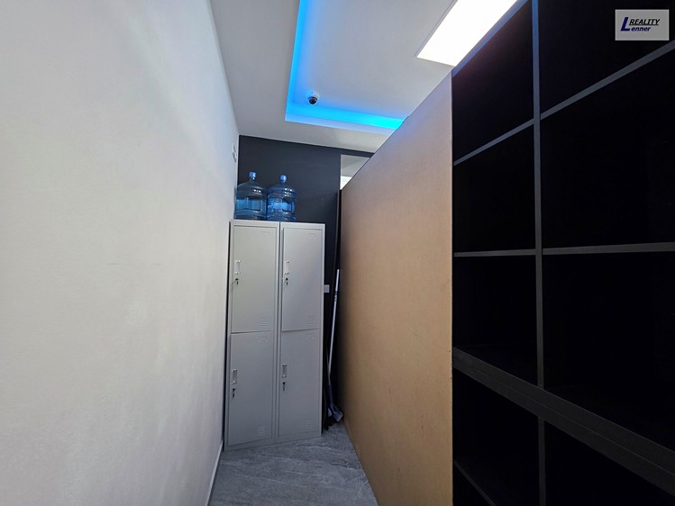Комерційне приміщення в оренду, 50 м² (8 з 16)
