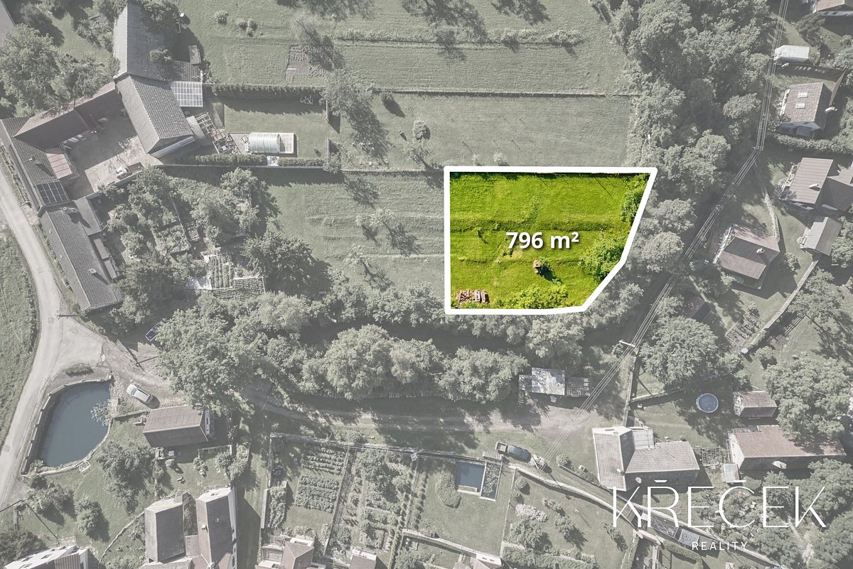 Prodej stavebního pozemku 796 m²