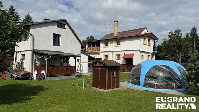 Prodej rodinného domu 320 m², pozemek 2286 m² – fotografie 5
