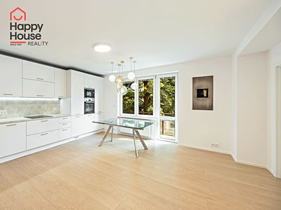 Pronájem bytu 3+kk 78 m²