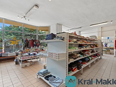 Комерційне приміщення на продаж, 136 м² (3 з 11)