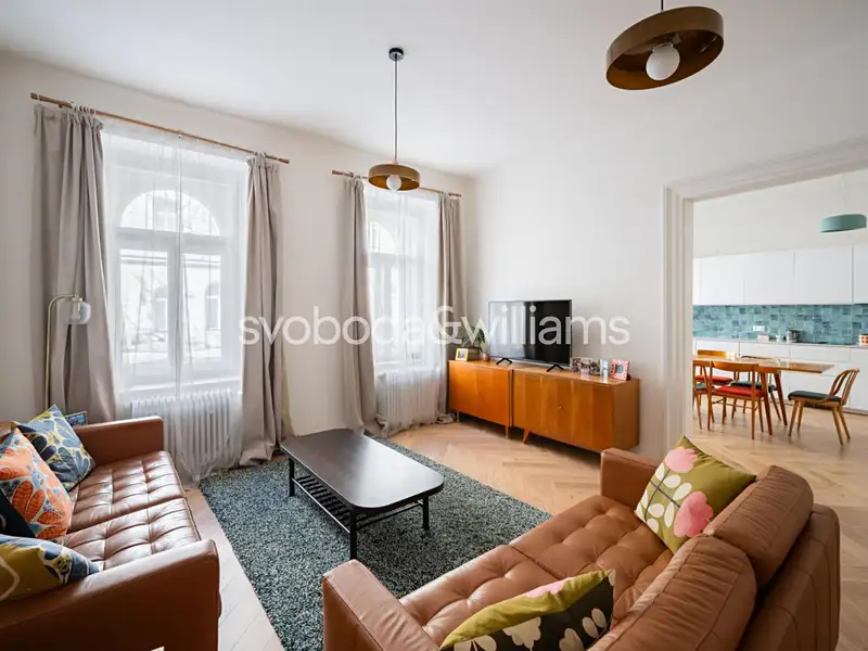 Prodej bytu 4+1 130 m², Praha – náhled fotky 2