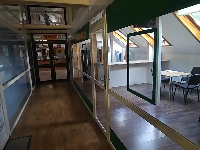 Pronájem obchodního prostoru 31 m², Průhonice – náhled fotky 3