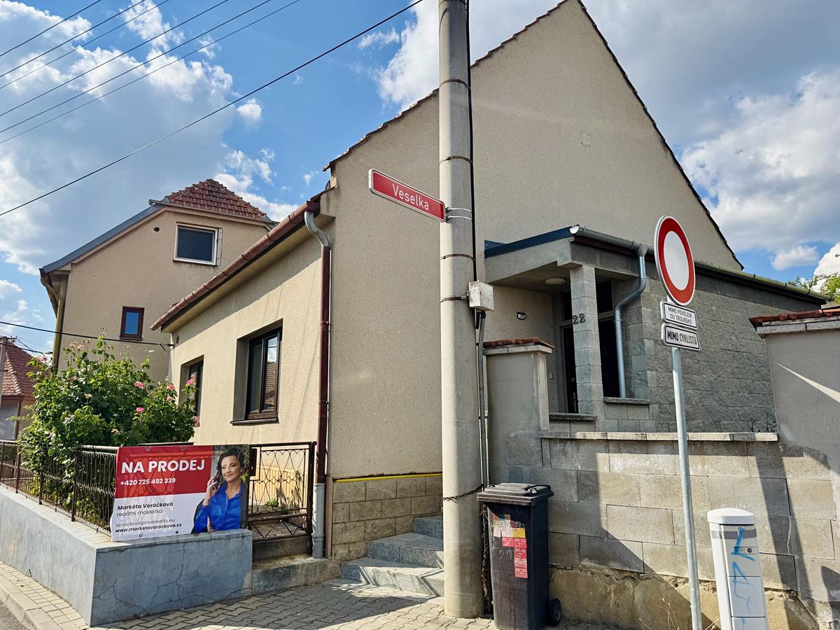 Prodej rodinného domu 75 m², pozemek 165 m² – fotografie 2