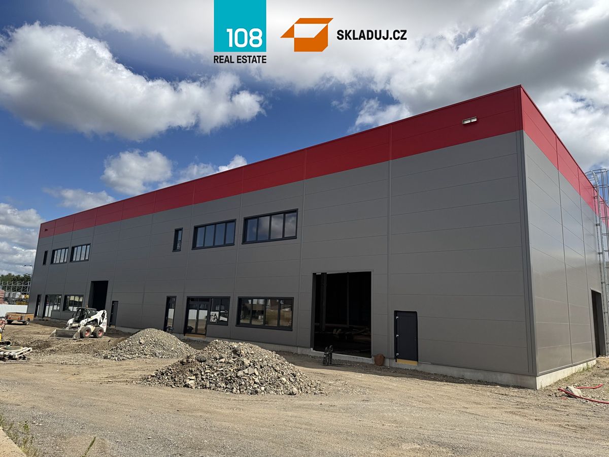 Pronájem skladového prostoru 1800 m²
