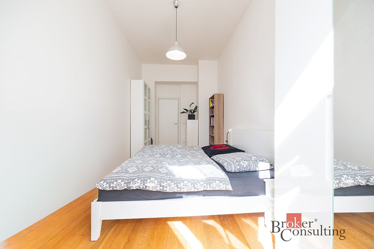 Pronájem bytu 2+kk 43 m² – fotografie 2