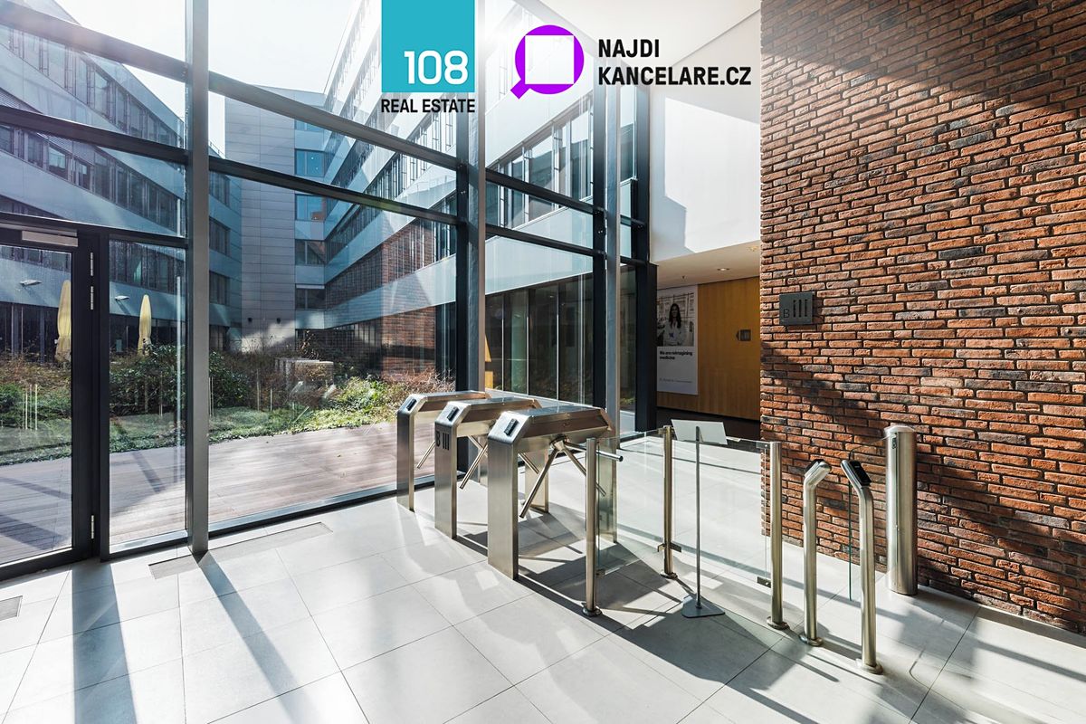 Pronájem kanceláře 3947 m² – fotografie 3