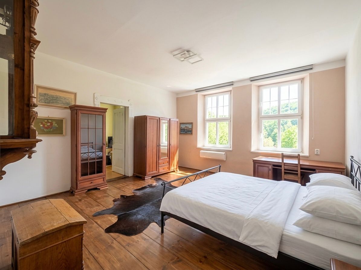Prodej rodinného domu 449 m², pozemek 2593 m² – fotografie 5