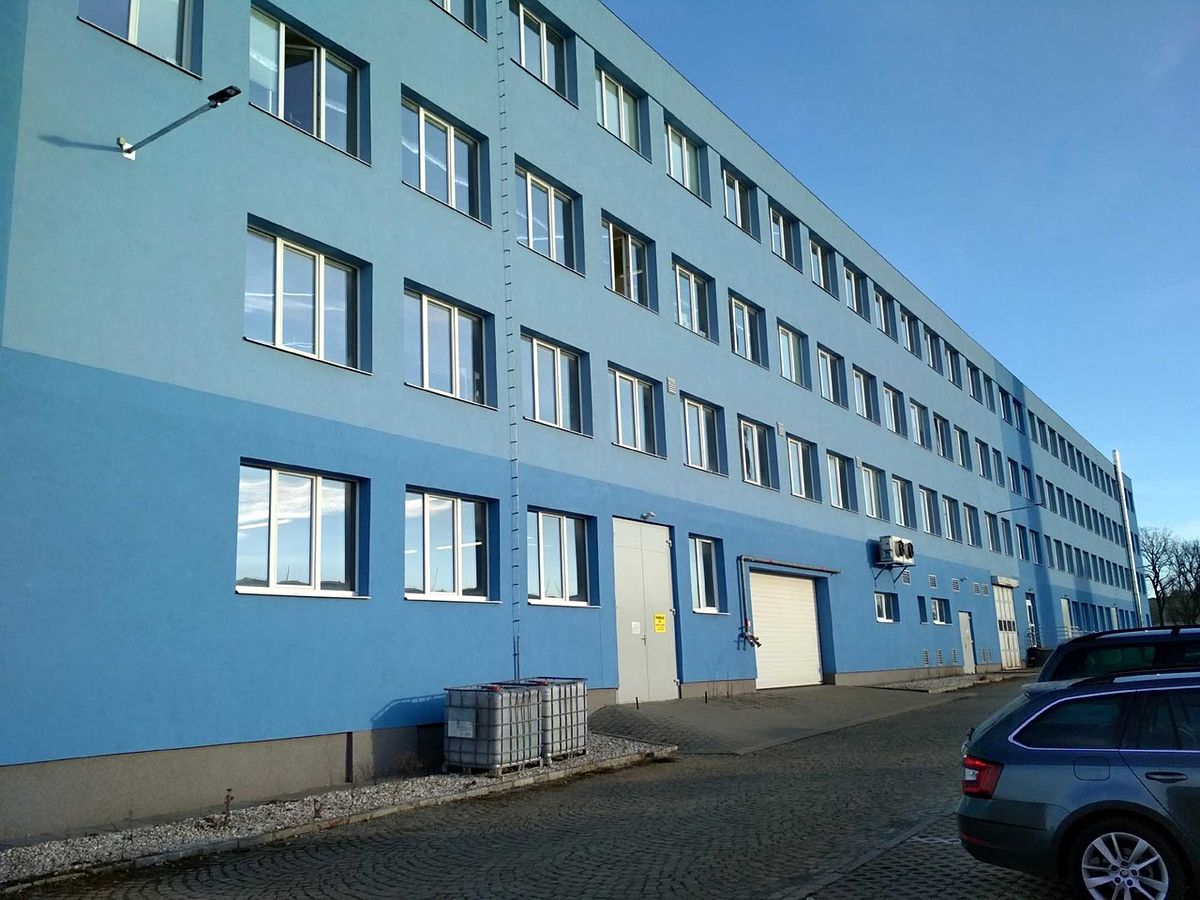 Pronájem výrobní haly, prostoru 4800 m²