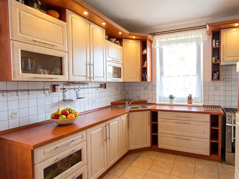 Prodej rodinného domu 176 m², pozemek 504 m², České Budějovice – náhled fotky 3