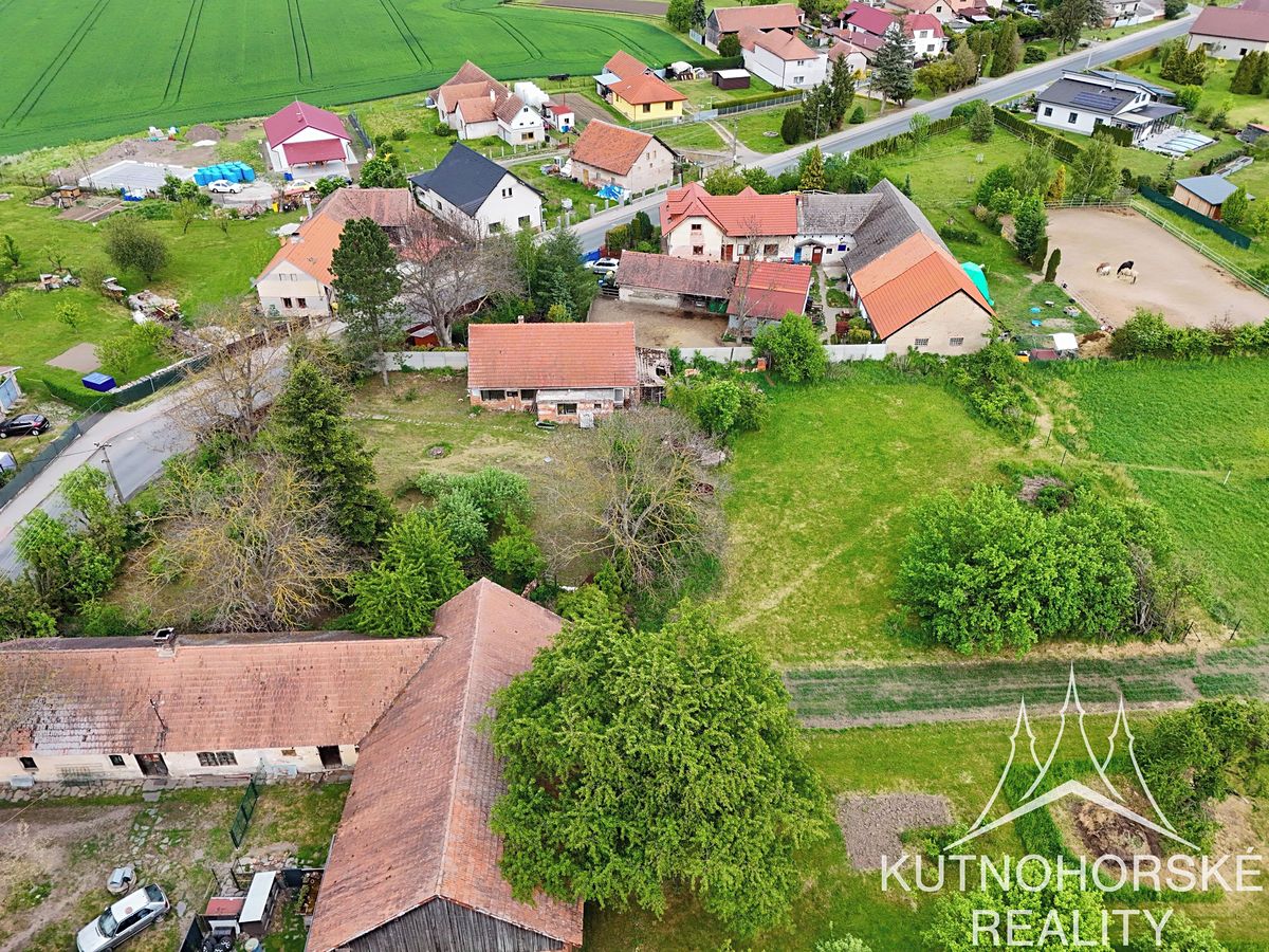 Prodej rodinného domu 77 m², pozemek 2658 m²