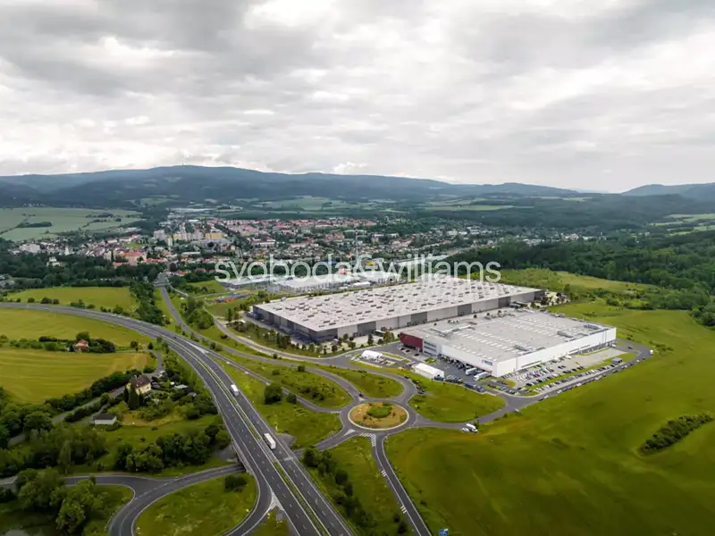 Pronájem skladového prostoru 38800 m², Ostrov – náhled fotky 2