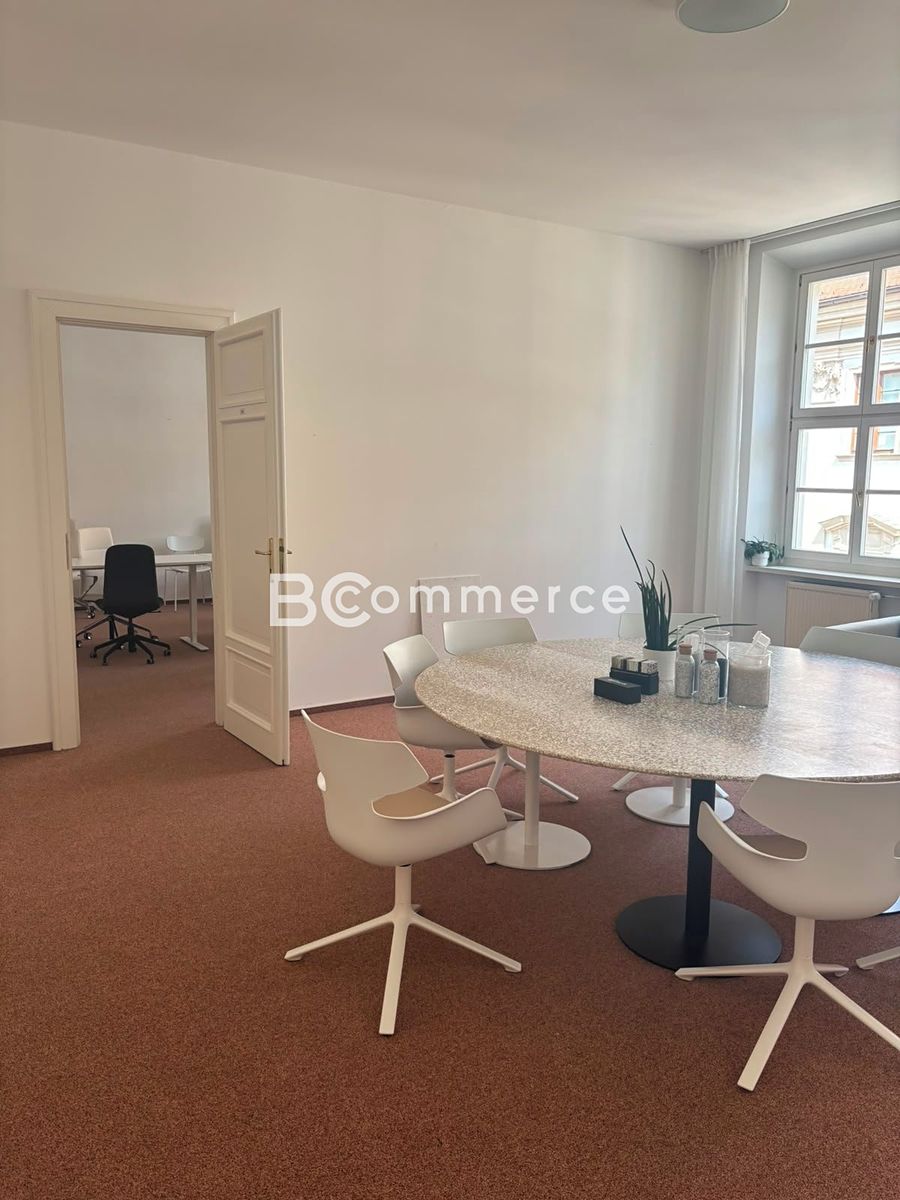 Pronájem kanceláře 67 m² – fotografie 4