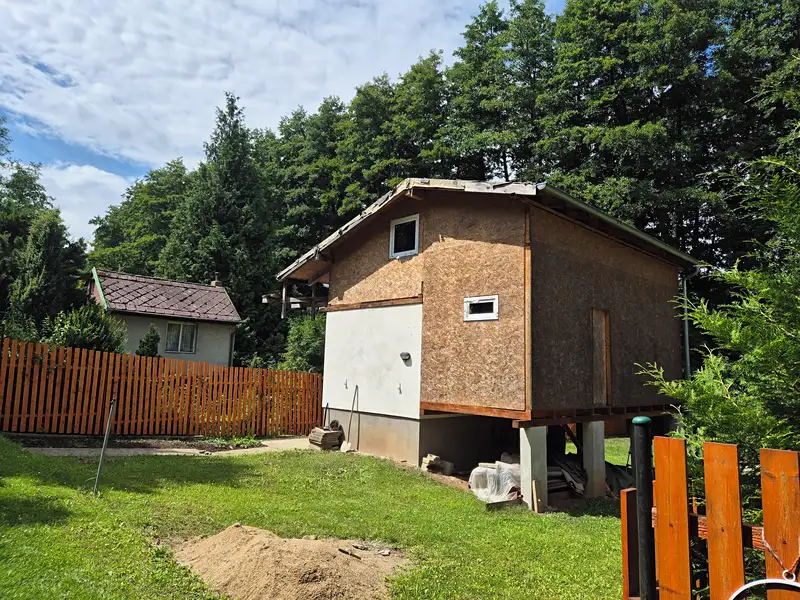 Prodej chaty 55 m², pozemek 388 m², Libušín – náhled fotky 1