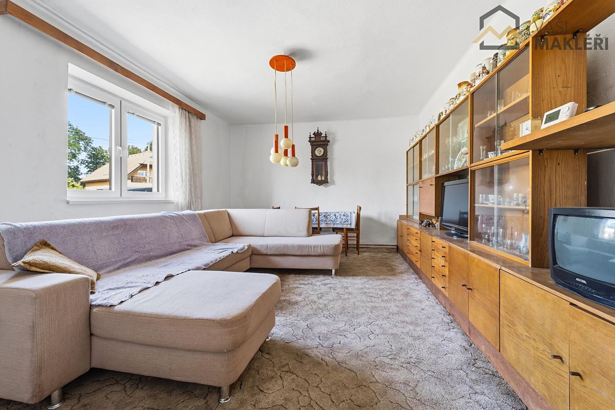 Prodej rodinného domu 124 m², pozemek 1378 m² – fotografie 3