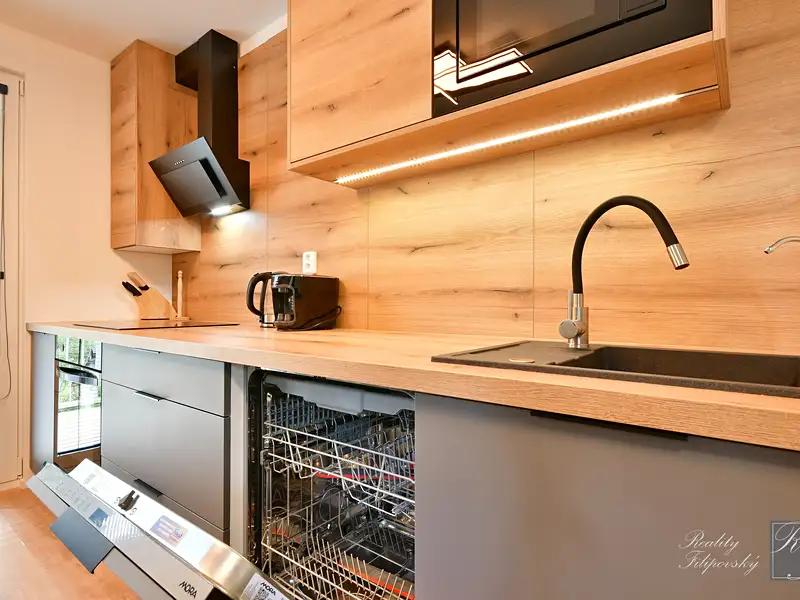 Prodej bytu 4+kk 90 m², Kraslice – náhled fotky 3