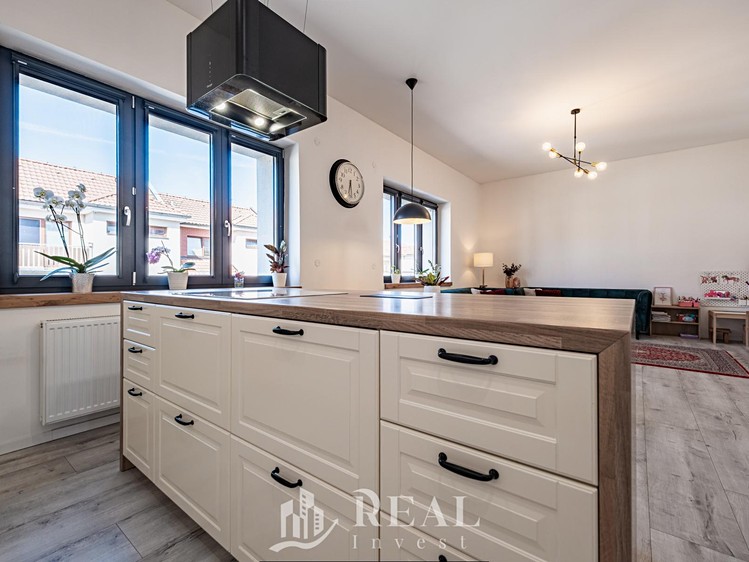 Prodej domu, 240 m² (23 z 43)