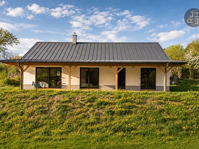 Prodej  rodinného domu 128 m², pozemek 1 350 m²