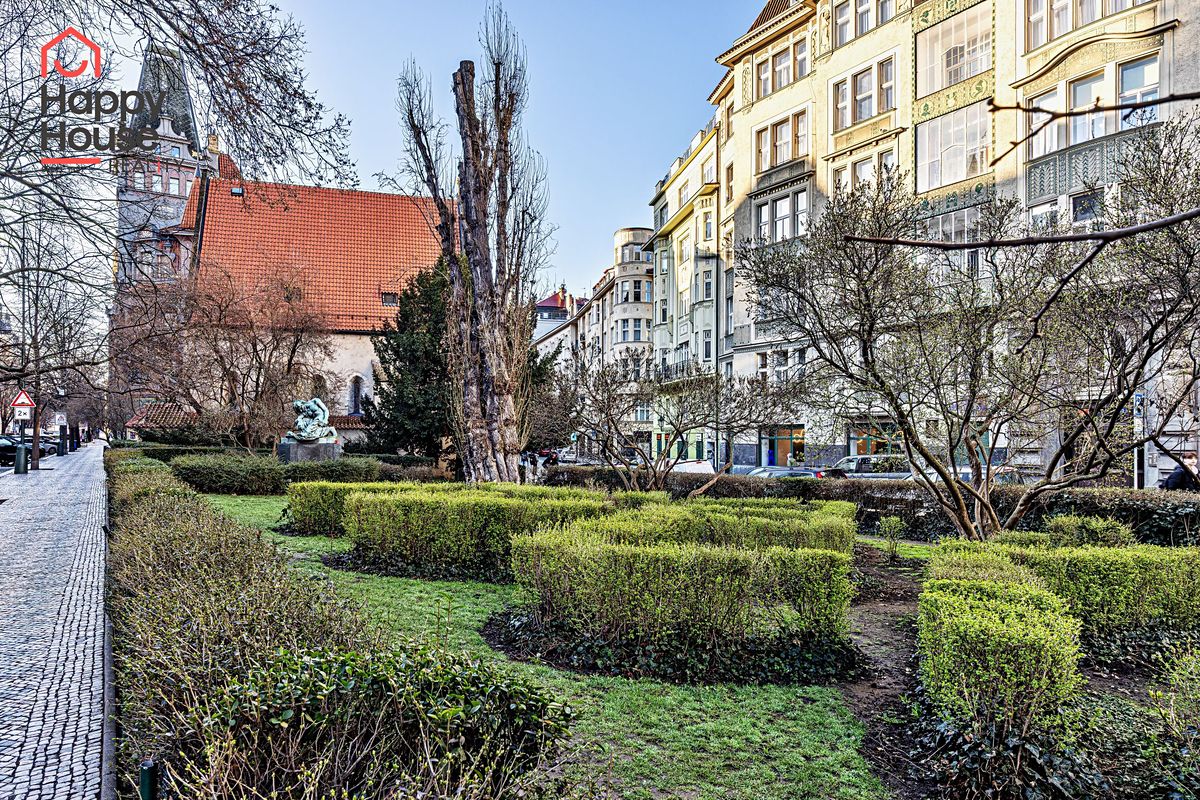 Pronájem bytu 4+1 184 m² – fotografie 4