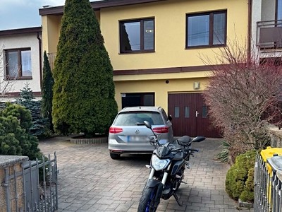 Prodej  rodinného domu 285 m², pozemek 389 m²