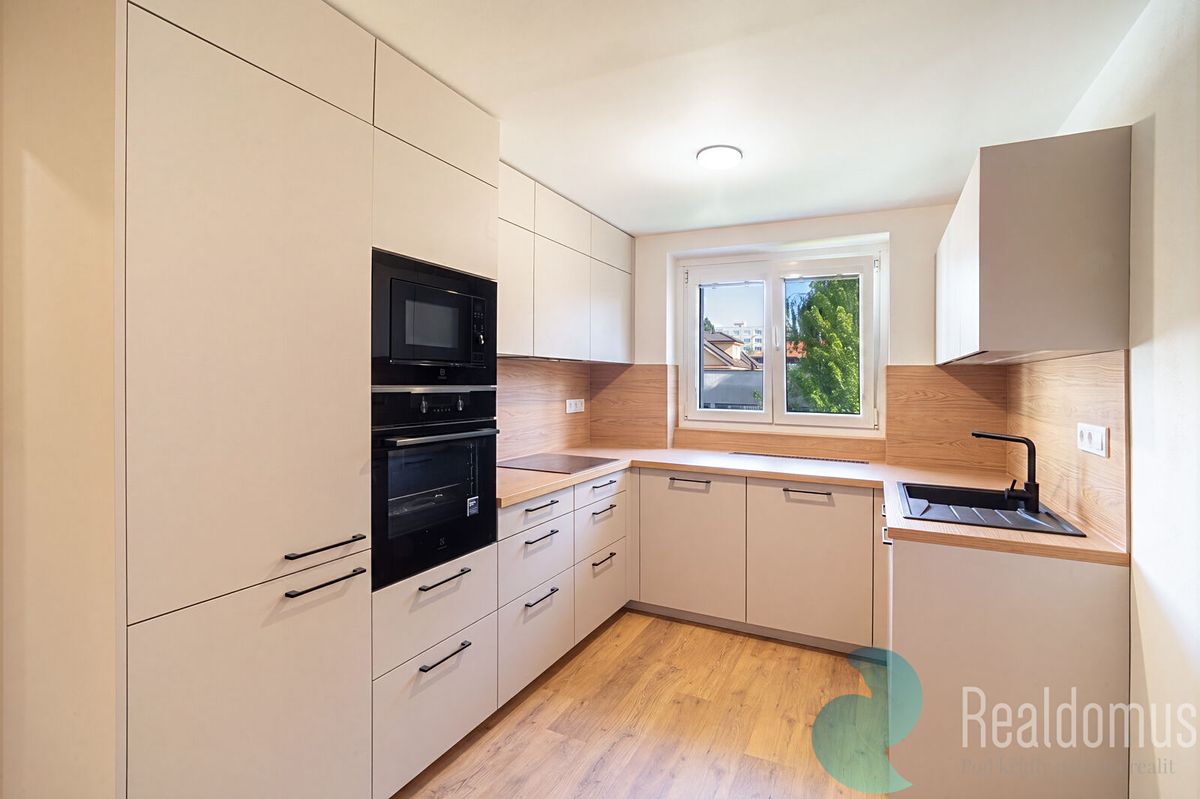 Prodej bytu 2+1 66 m²