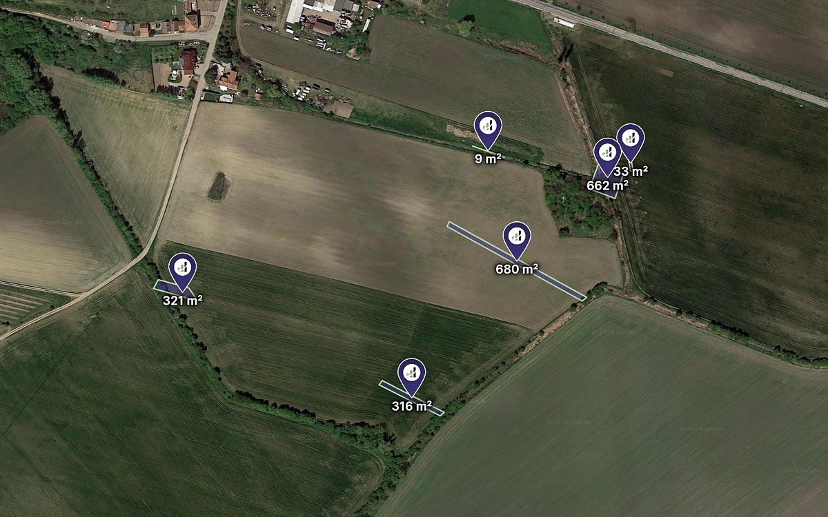 Prodej pole 2021 m²