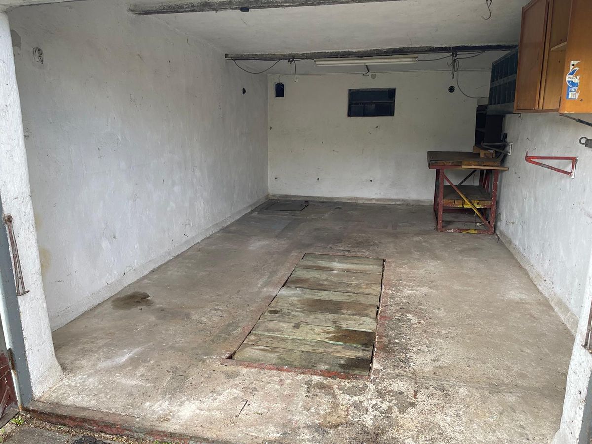 Prodej garáže 27 m² – fotografie 3