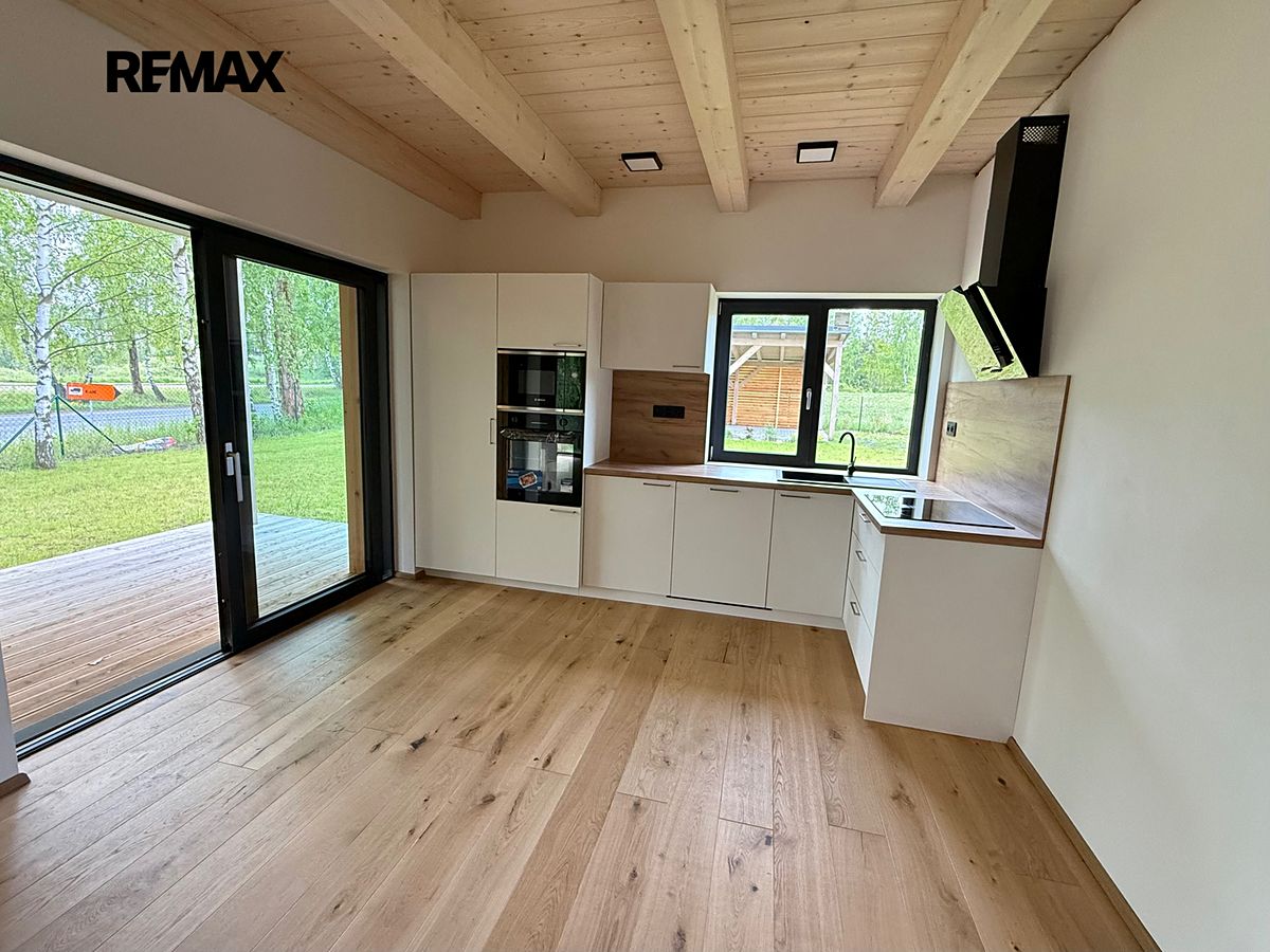 Prodej rodinného domu 93 m², pozemek 591 m² – fotografie 3