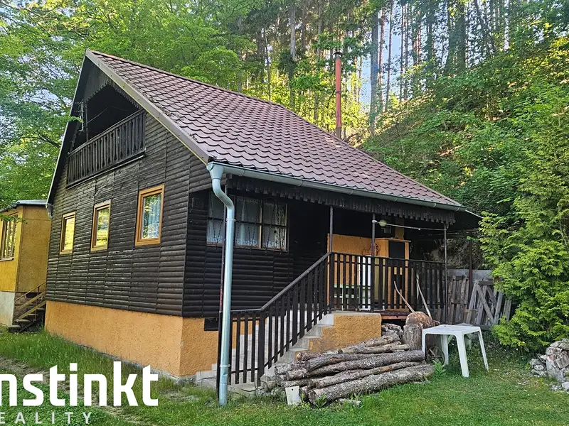 Prodej chaty 60 m², pozemek 39 m², Šťáhlavy – náhled fotky 1
