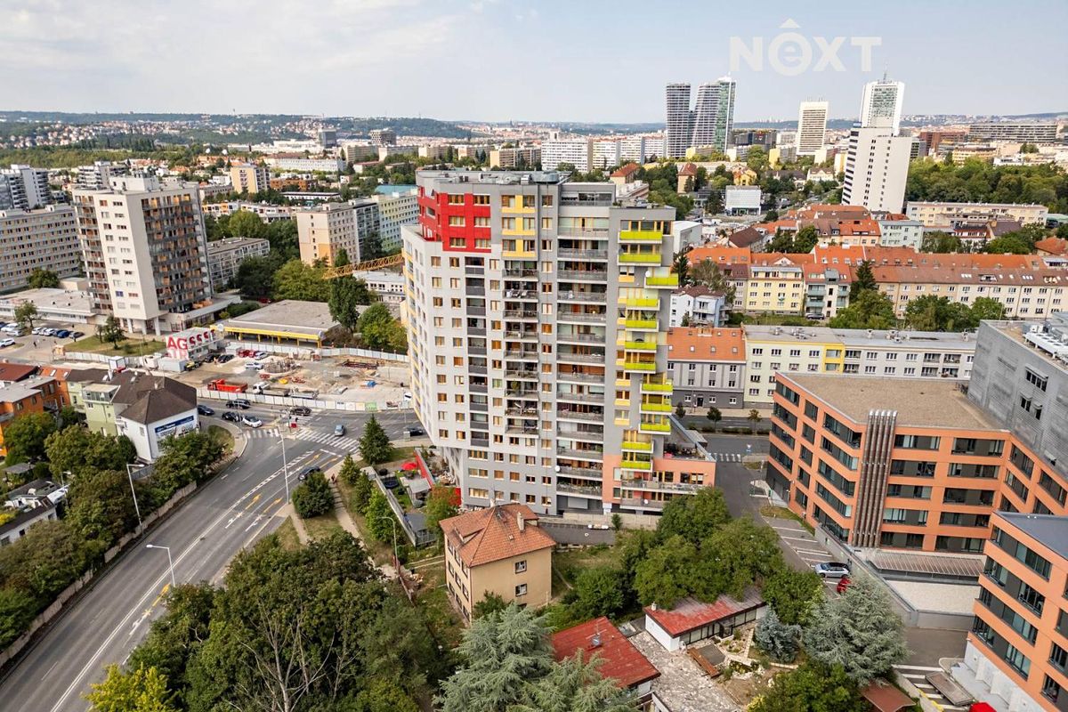 Pronájem bytu 2+kk 56 m²